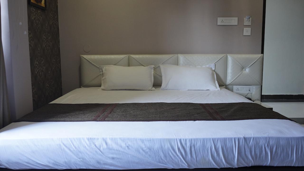Hotel Golden Tulip Jalpāiguri Eksteriør bilde